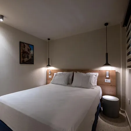 דירה Semi-basement - Asklipiou Cube