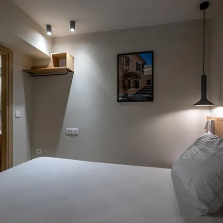 Semi-basement - Asklipiou Cube Apartment