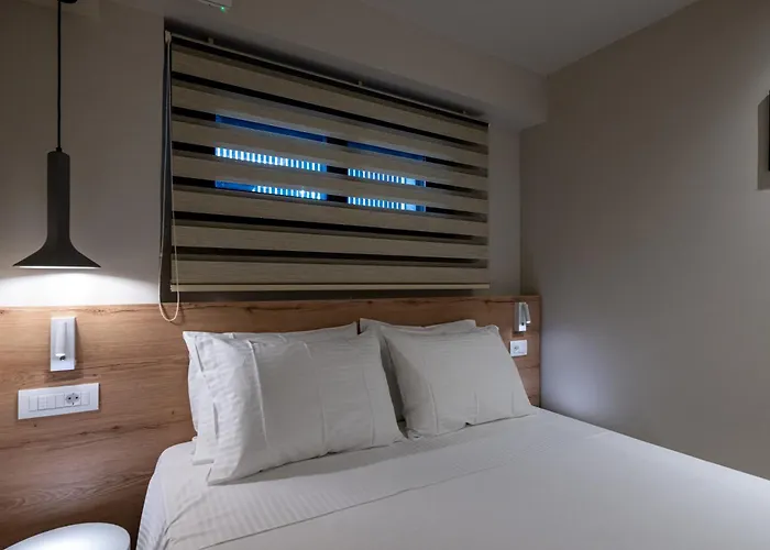 Semi-basement - Asklipiou Cube * 卡拉马塔